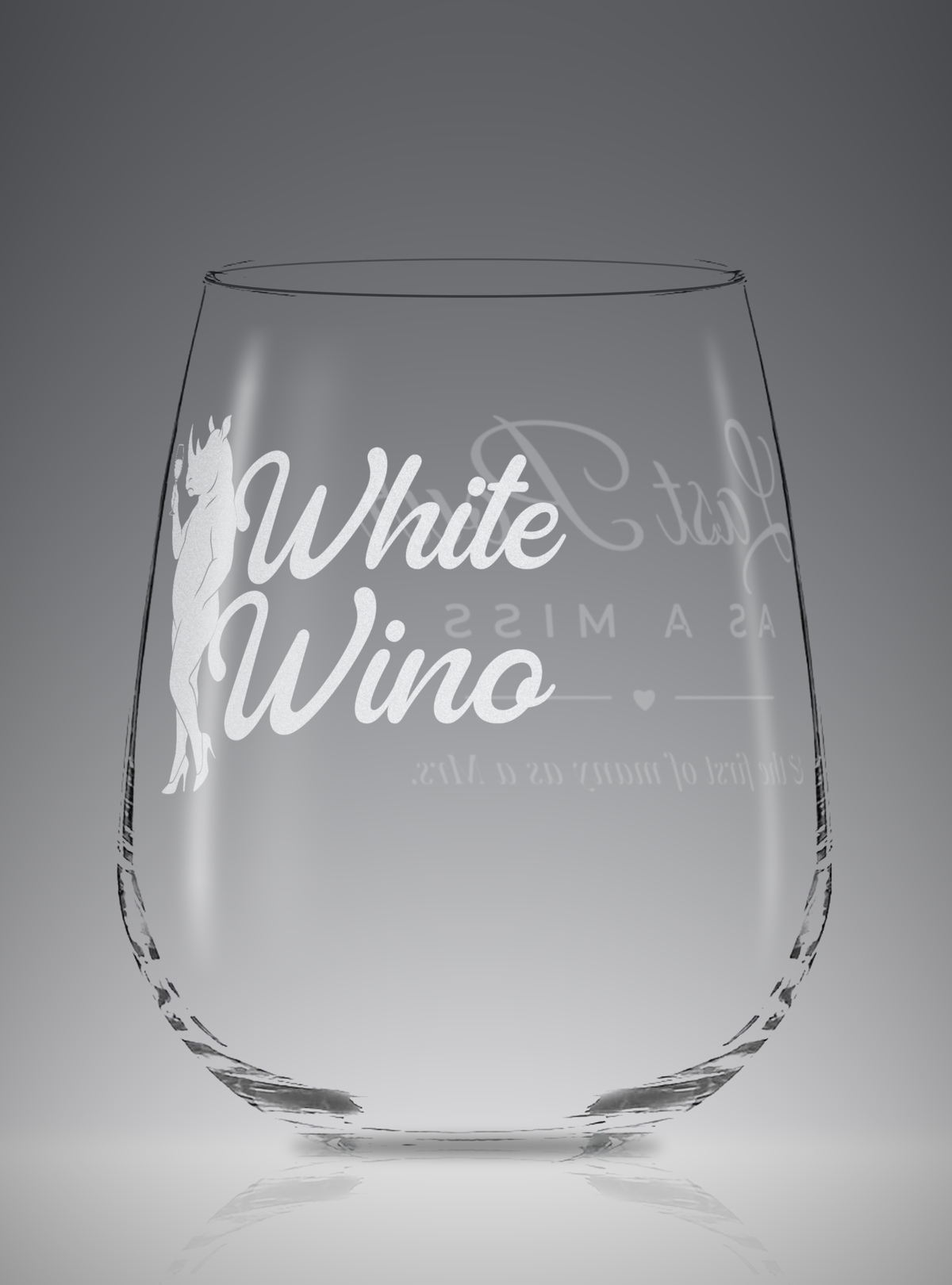 Last Pour as a Miss | Stemless